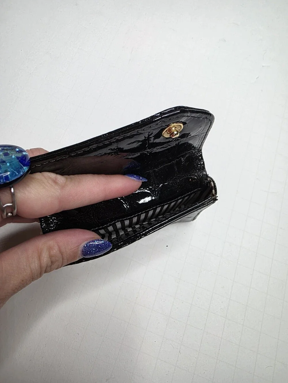 HENRI BENDEL Black Crocodile Coin Or Card Wallet Snap Closure